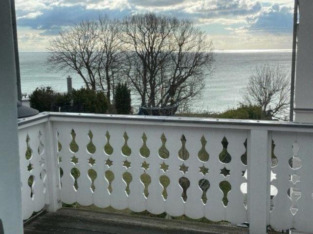 Villa Seestern - Ferienhaus Mit Meerblick Sassnitz Esterno foto